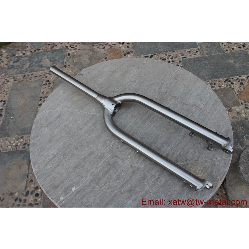 شوكة دراجة سايكلوكروس من التيت - مراجعة Mountain Biking Tube وسعره
